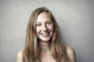How to fix a chipped tooth (image sourced via Pexels / Photo by andrea)